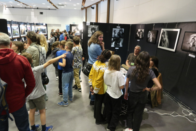 Les scolaires en visite au festival vendredi 3 mai après-midi